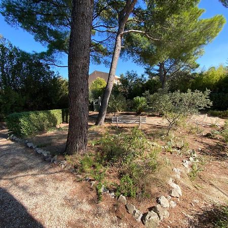 Maison Climatisee, 3 Chambres, 2 Etoiles, Tout Confort Noves Eksteriør bilde